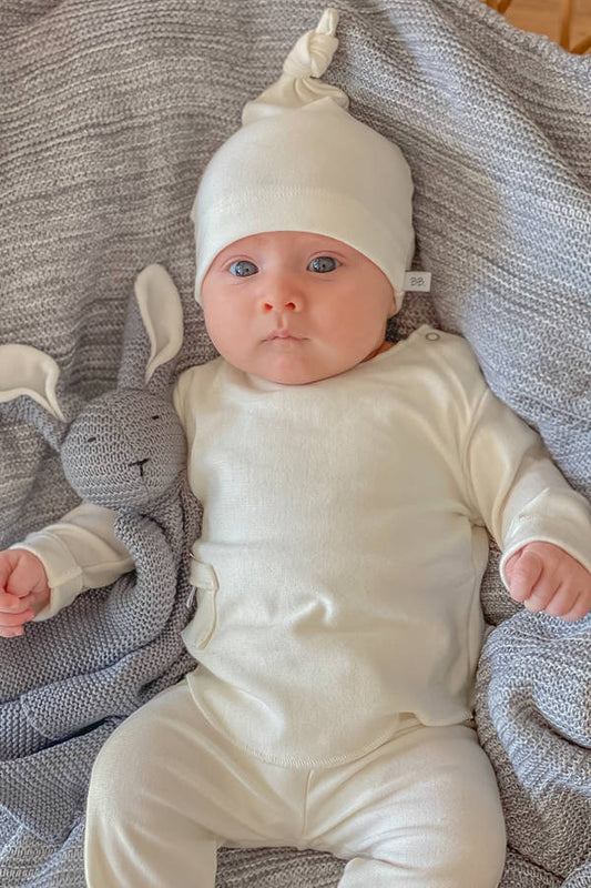 Cream Baby Broekje met Zuivere Voetjes - 02