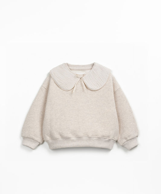 Knitted Sweater With Colar