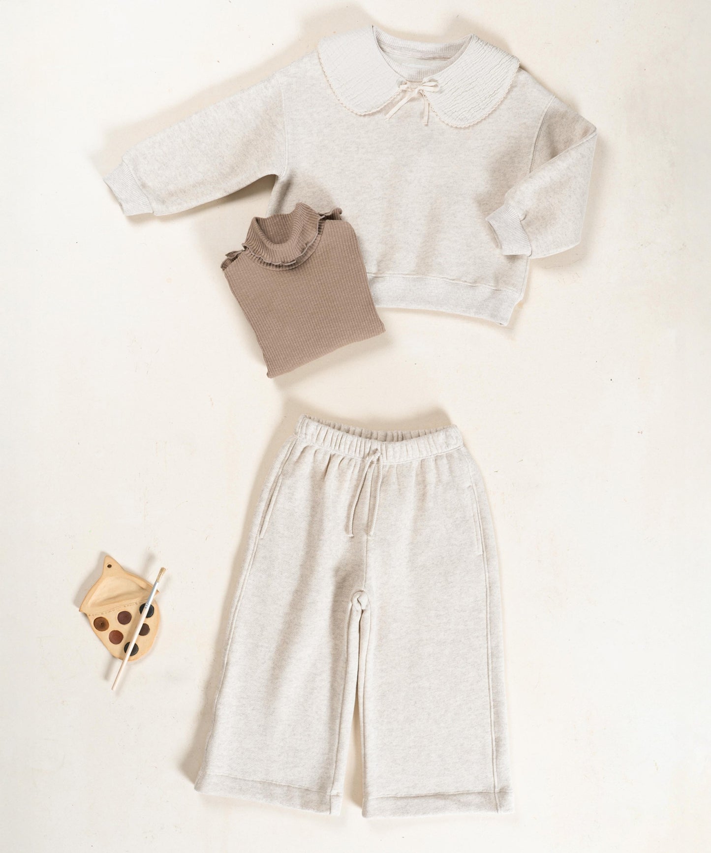 Knitted Sweater With Colar